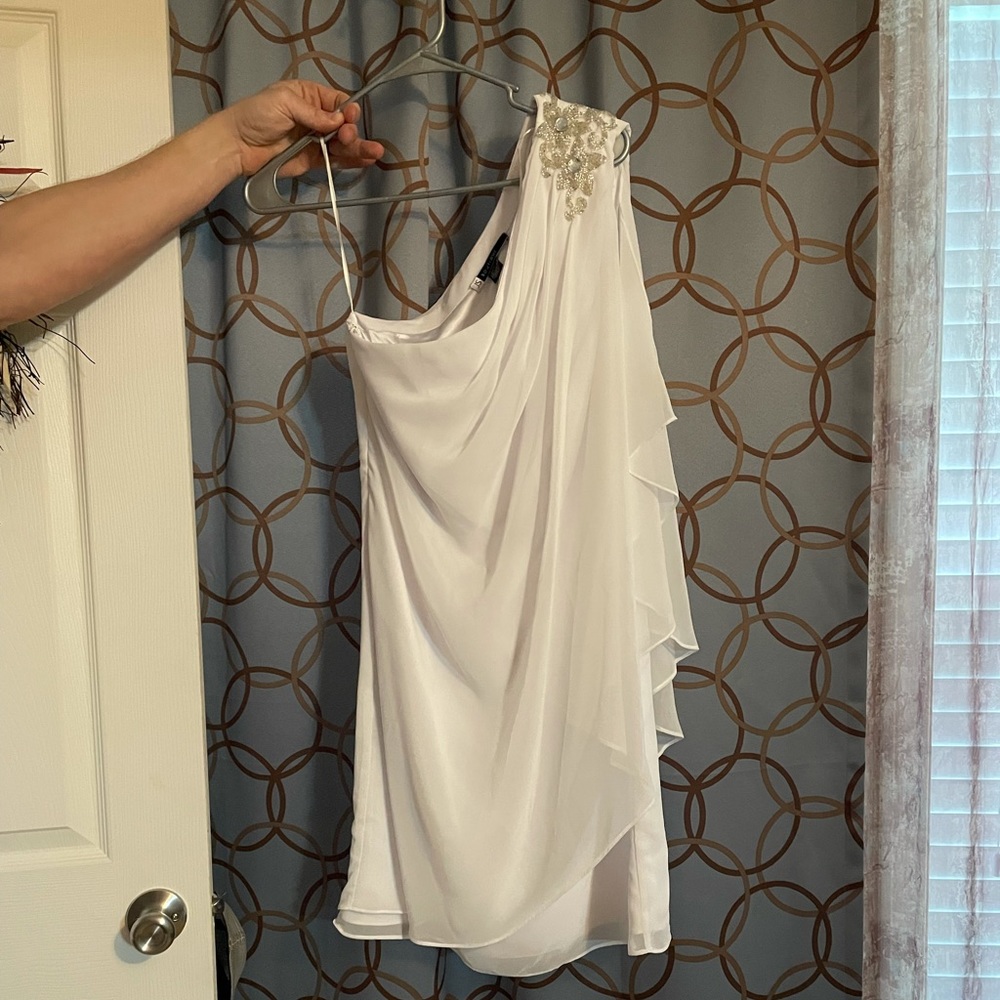 NWOT JS Boutique White One Shoulder Dress Size 2